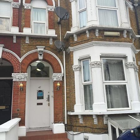 London Olympus Hotel Екстериор снимка