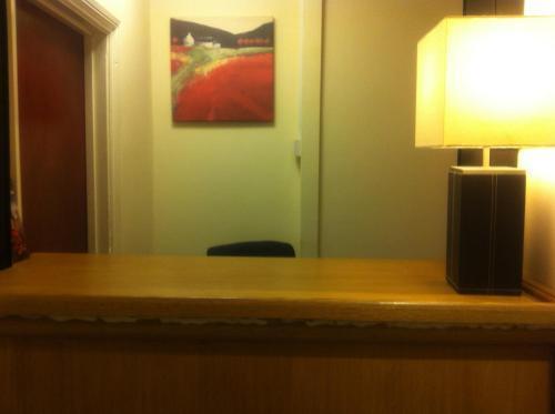 London Olympus Hotel Екстериор снимка